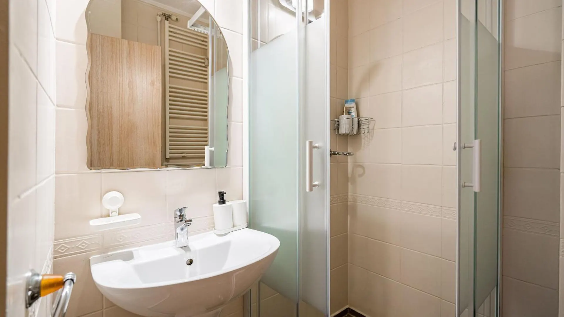 Apartment Old City Ultra Central Apartment-4Br-Parliament Bucharest