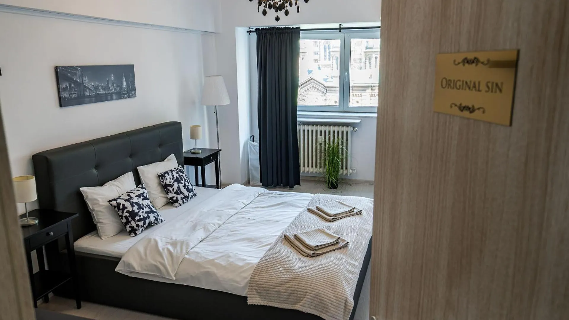 Old City Ultra Central Apartment-4Br-Parliament Bucharest